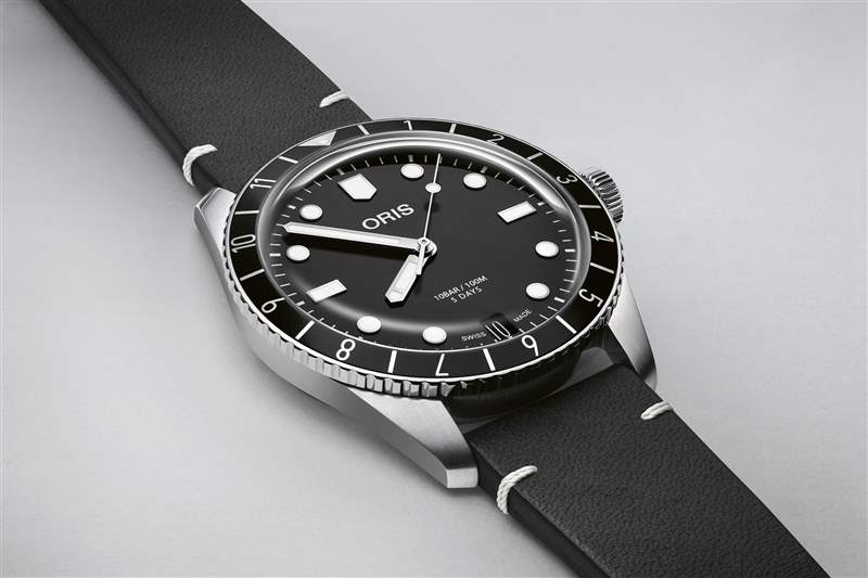 Oris Divers 65 Calibre 400 12H