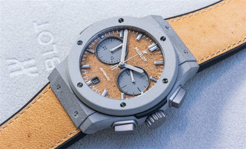 動手實踐：Hublot Classic Fusion Chronograph Concrete Sand Watch with Concrete & Sand 來自迪拜