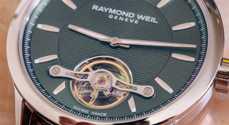 觀看評論：Raymond Weil 自由職業(yè)者 RW1212