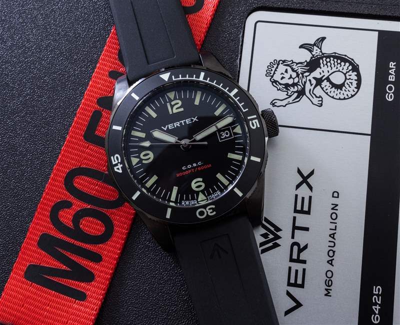 觀看評論：Vertex M60 AquaLion ISO 認證潛水員