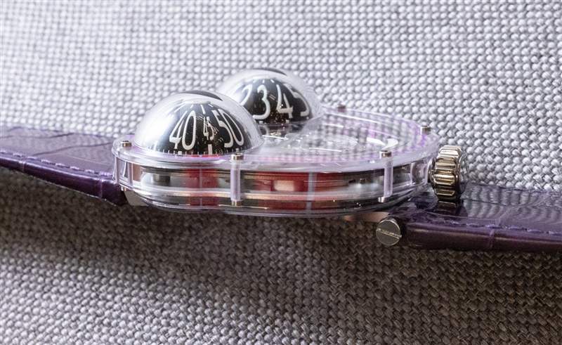 動(dòng)手操作：MB&F HM3 Frog X Purple Watch