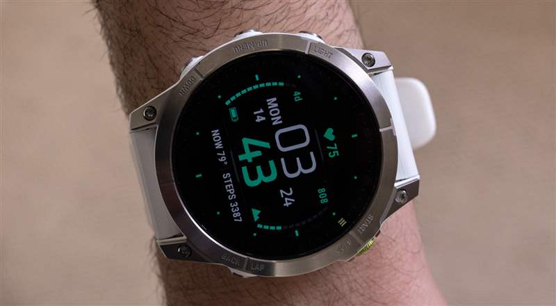 觀看評論：Garmin Epix Generation 2 'Premium Active Smartwatch'