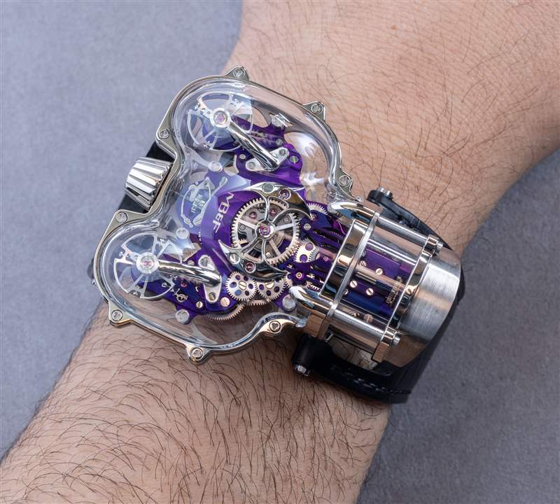 動手操作：MB&F Horological Machine 9 Sapphire Vision HM9-SV 手表