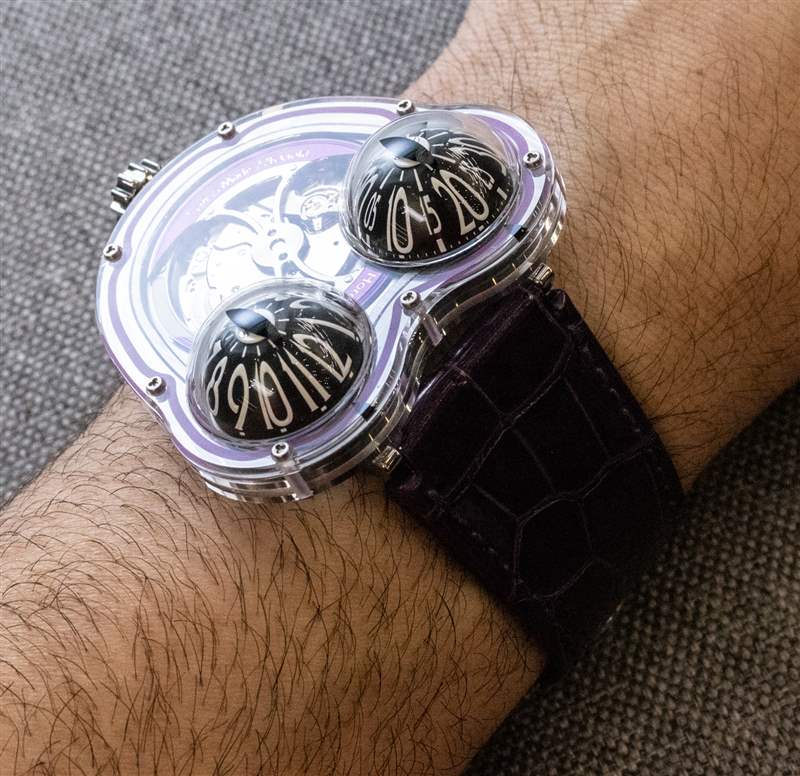 動(dòng)手操作：MB&F HM3 Frog X Purple Watch