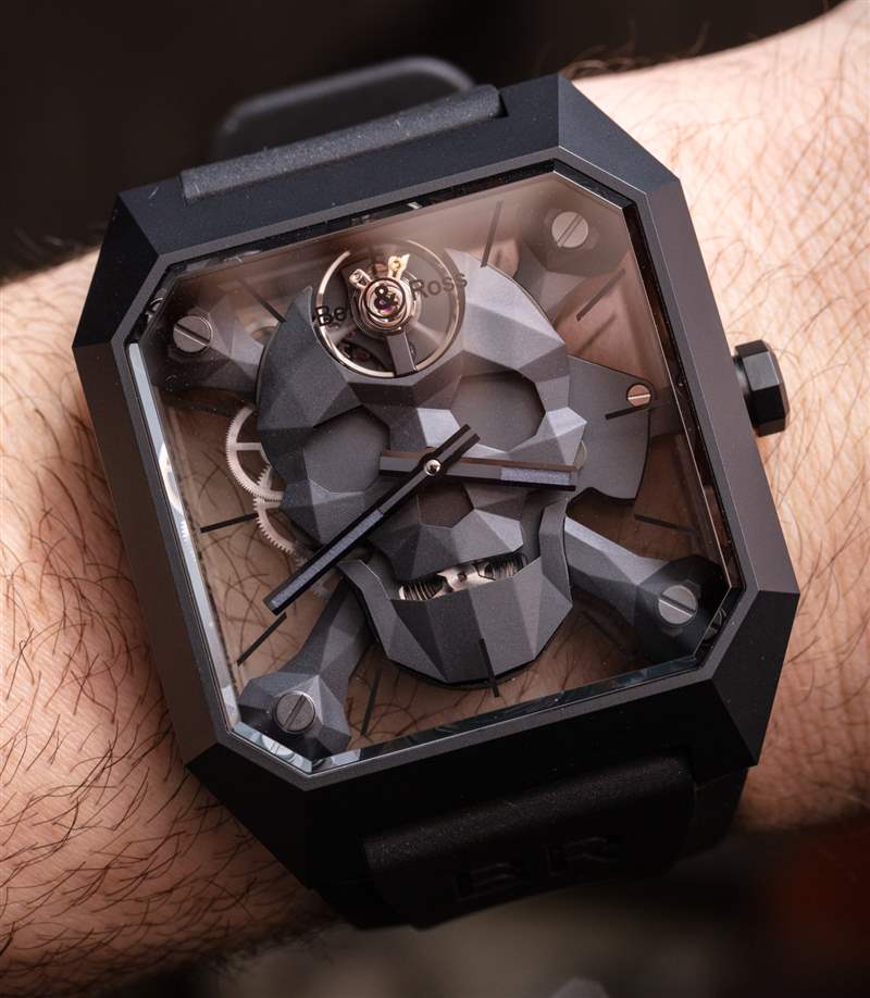 動手操作：Bell & Ross BR 01 Cyber?? Skull 手表