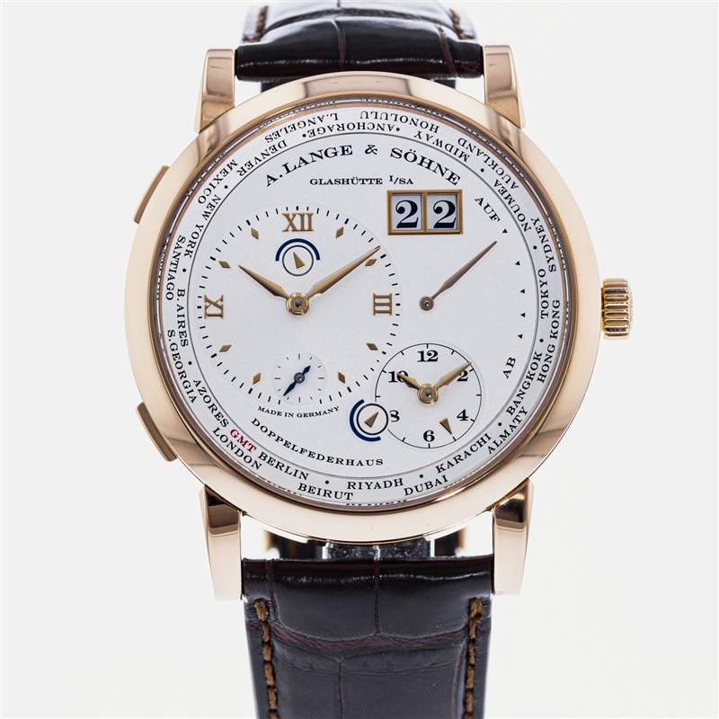 一名士兵拍攝的 A. Lange & S?hne Lange 1 Time Zone Ref.  116.032