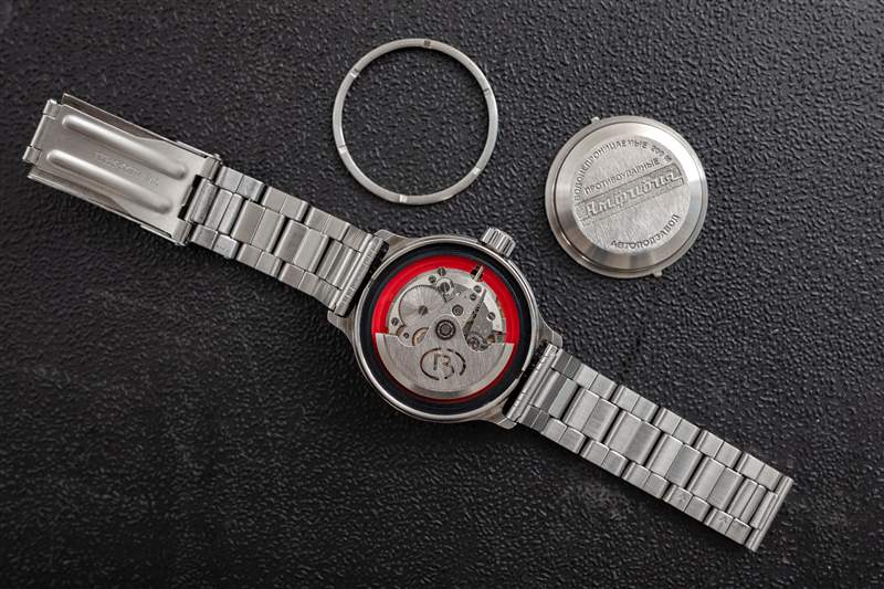 親身體驗(yàn)Vostok Amphibia“Scuba Dude”編號(hào)420380