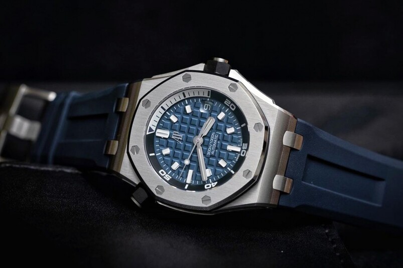 Royal Oak Offshore Diver Ref.15720ST