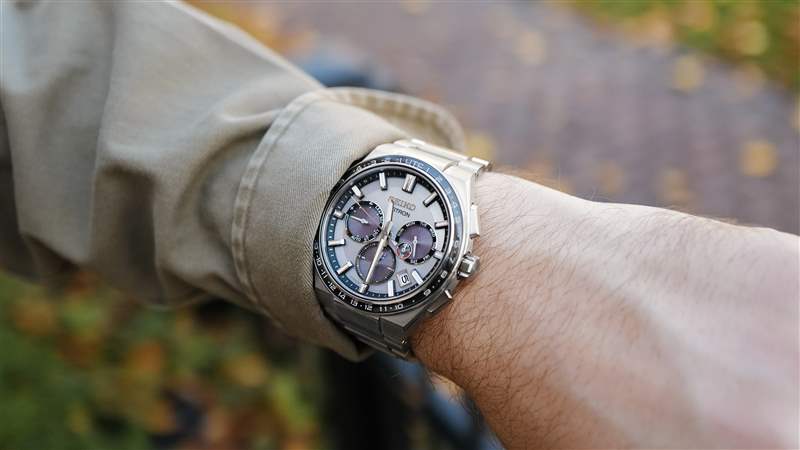 戴上（衛星精確）Seiko Astron Solar鈦金屬腕表一周