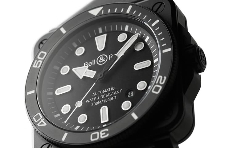 BELL & ROSS BR 03方形潛水表新改款：不銹鋼與黑陶瓷的雙重魅力